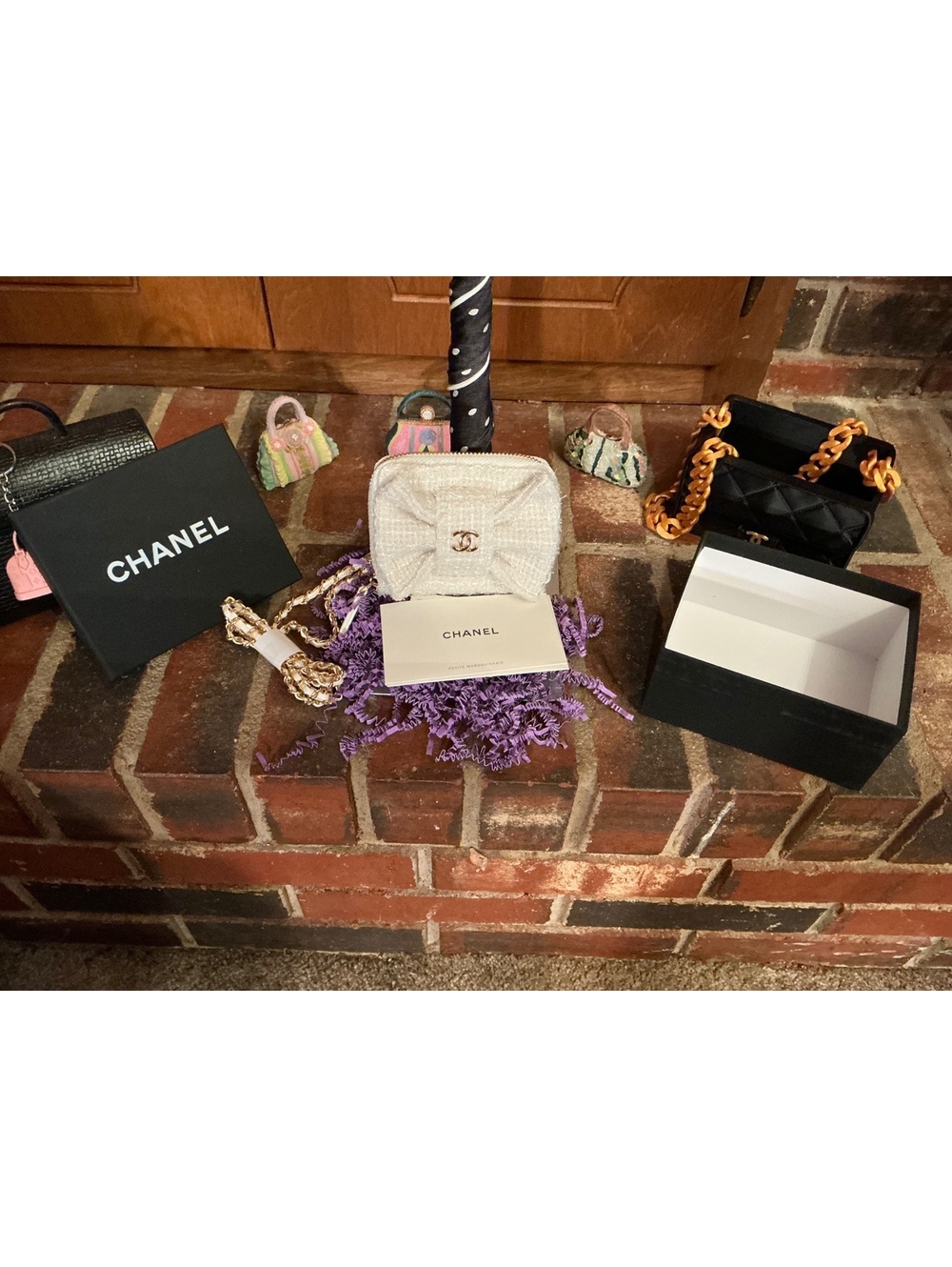 Chanel White Tweed Mini Crossbody Bag with Gold Chain and Zipper Closure